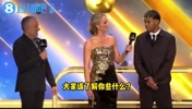妈妈最大！亚马尔一语逗笑台下的C罗：在家里我妈是老大🤣
