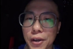 解说：达斯蒂&middot;梅作为大学主帅主导是团队篮球 对防守非常重视